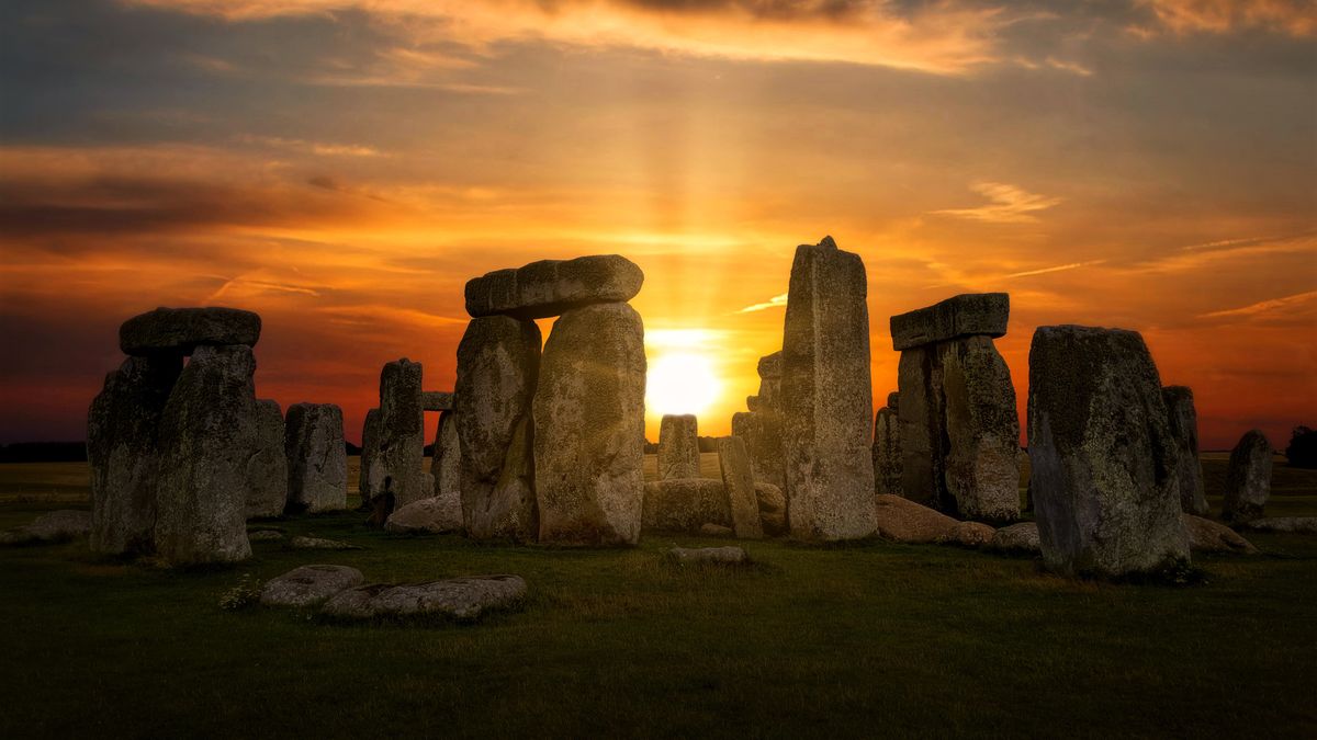 Stonehenge, l’Étrurie et les tombeaux des cultures mystérieuses d’Europe
